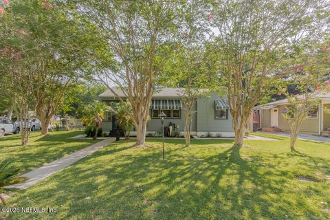 Photo of 1375 MENNA Street, Jacksonville, FL 32205 (MLS # 2164349)