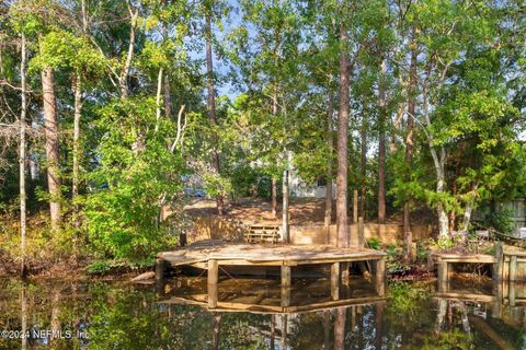 A home in Palatka