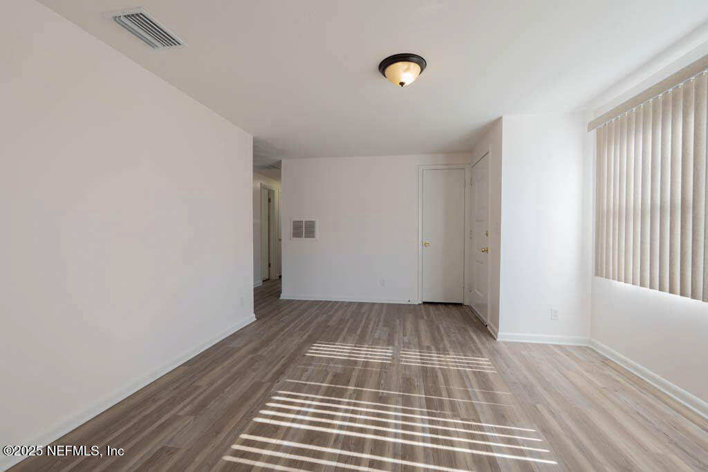 1749 MERIVALE Road S