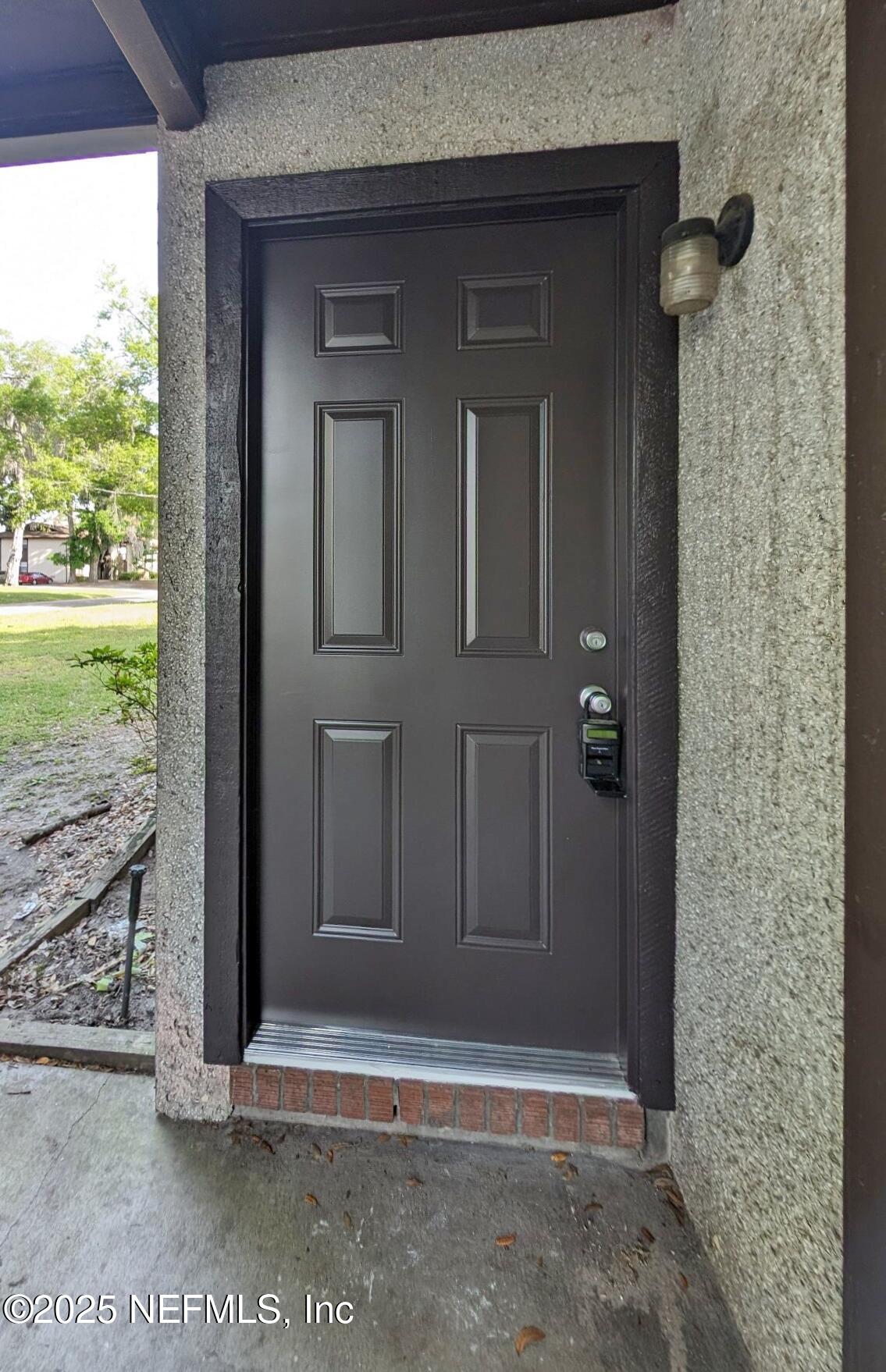 467 CRABAPPLE Court