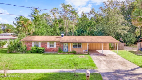 Photo of 3818 HARBOR VIEW Drive, Jacksonville, FL 32208 (MLS # 2157005)