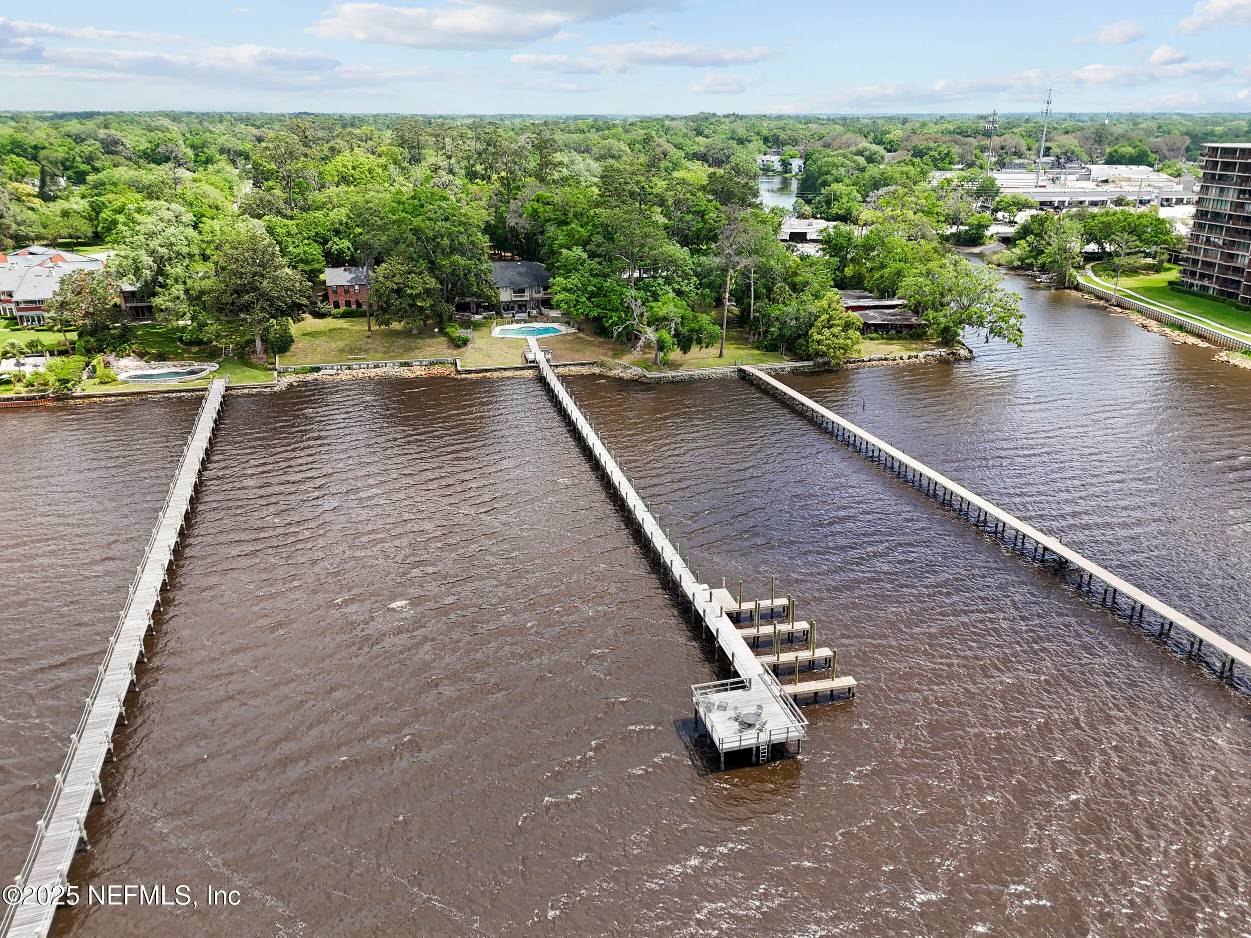 Jacksonville, Florida 32207, United States, 3 Bedrooms Bedrooms, ,3 BathroomsBathrooms,Residential,Pending,109065