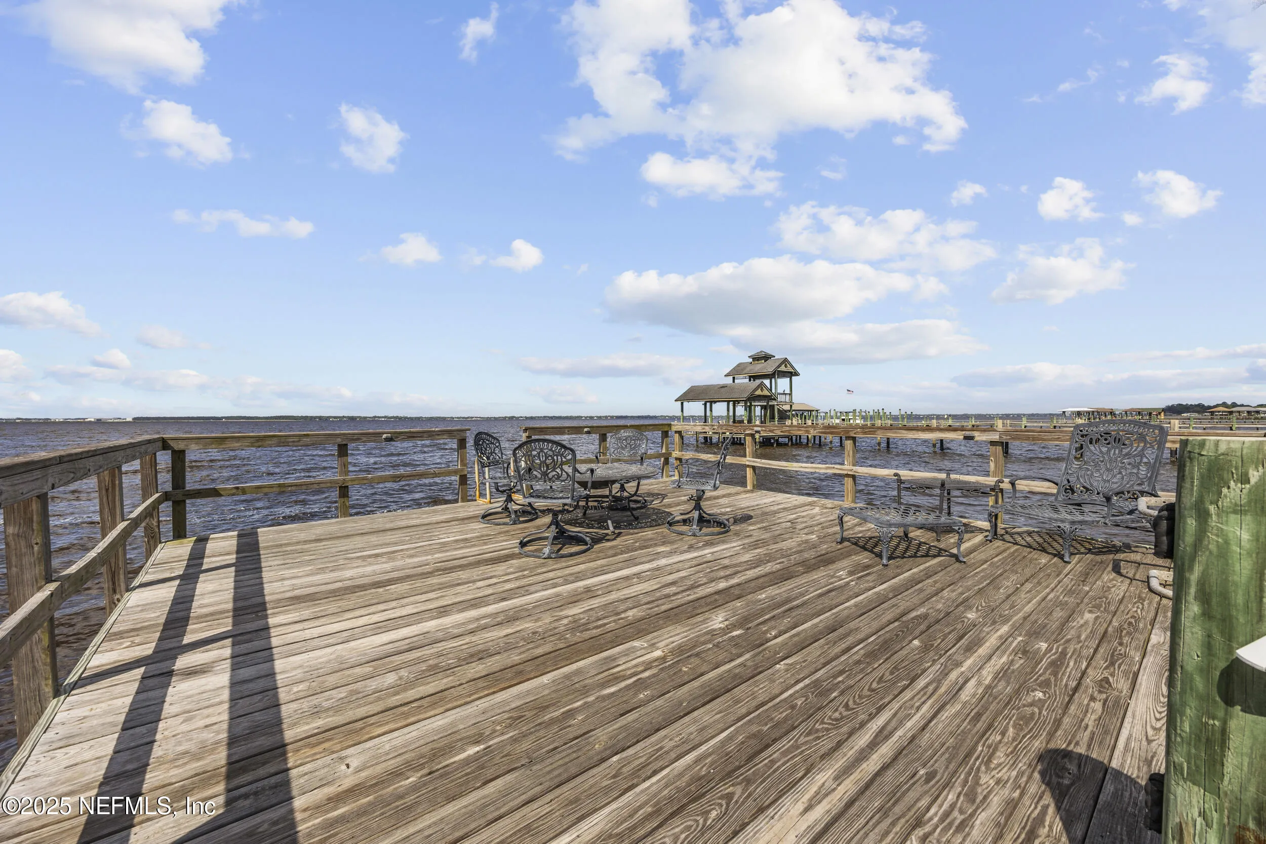 Jacksonville, Florida 32207, United States, 3 Bedrooms Bedrooms, ,3 BathroomsBathrooms,Residential,Pending,109065