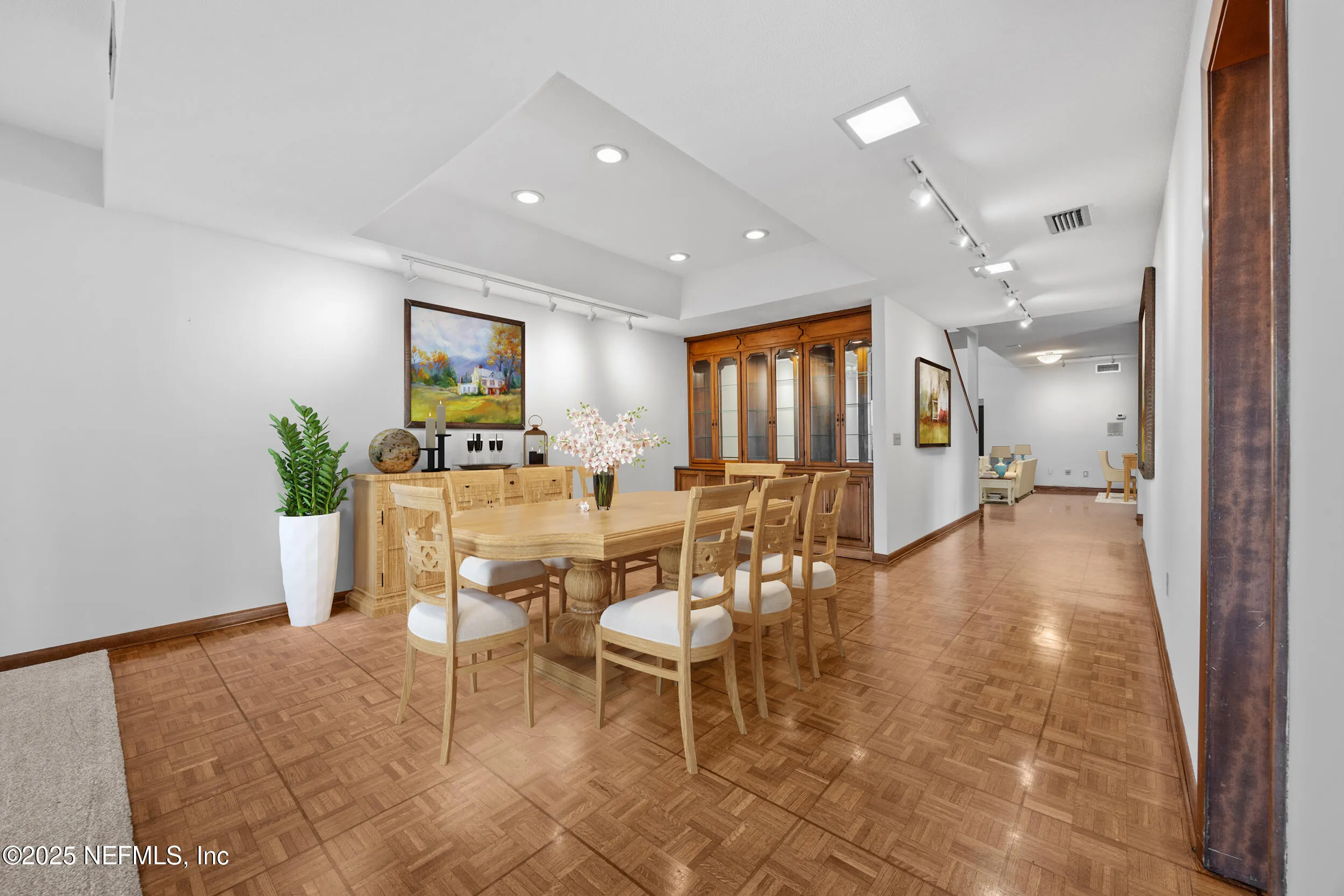 Jacksonville, Florida 32207, United States, 3 Bedrooms Bedrooms, ,3 BathroomsBathrooms,Residential,Pending,109065