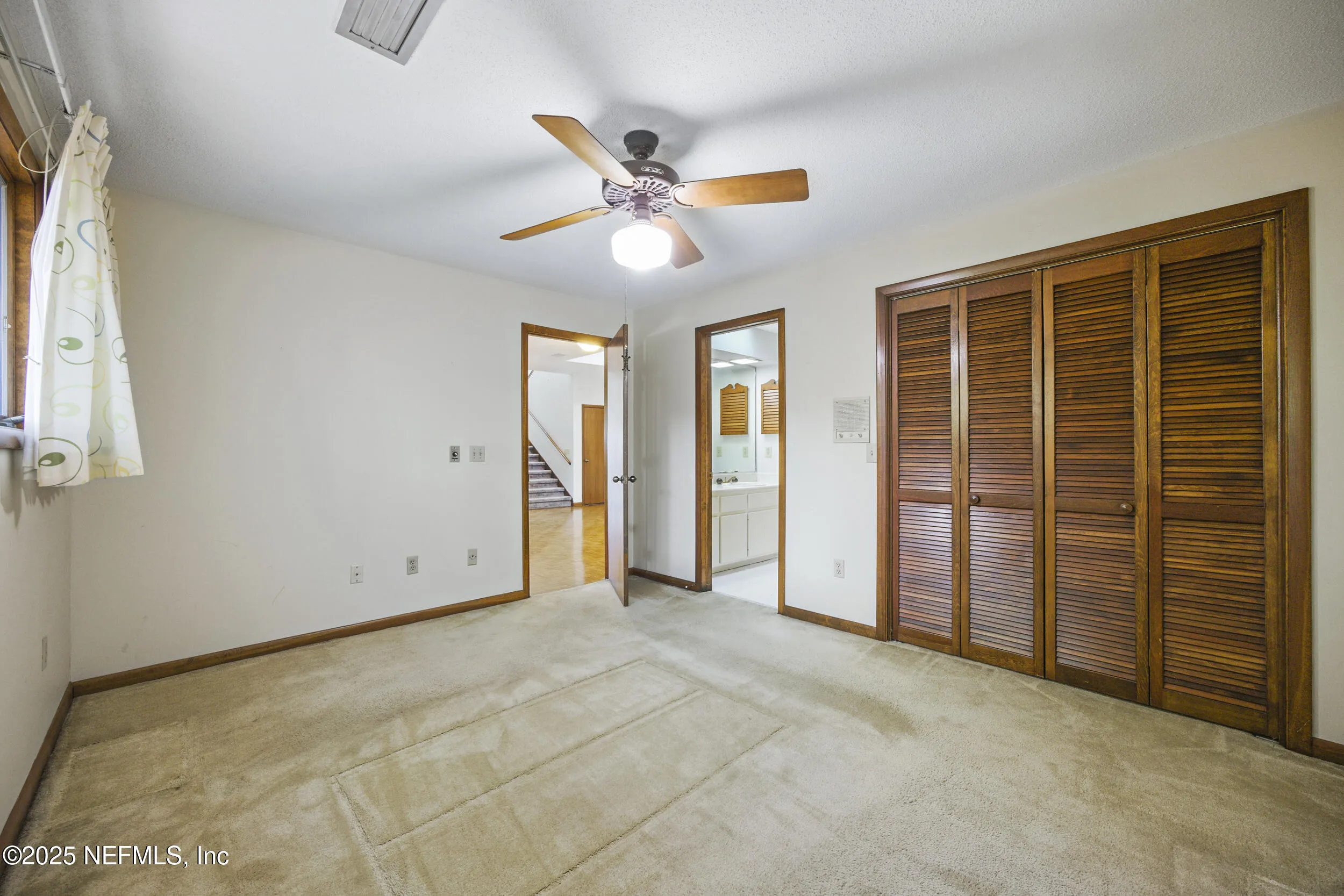 Jacksonville, Florida 32207, United States, 3 Bedrooms Bedrooms, ,3 BathroomsBathrooms,Residential,Pending,109065