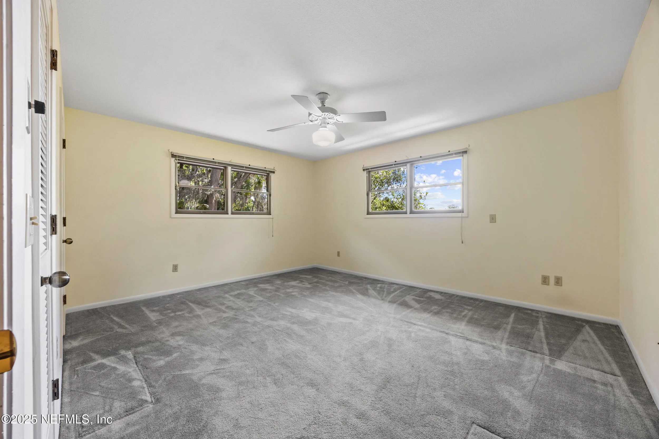 Jacksonville, Florida 32207, United States, 3 Bedrooms Bedrooms, ,3 BathroomsBathrooms,Residential,Pending,109065