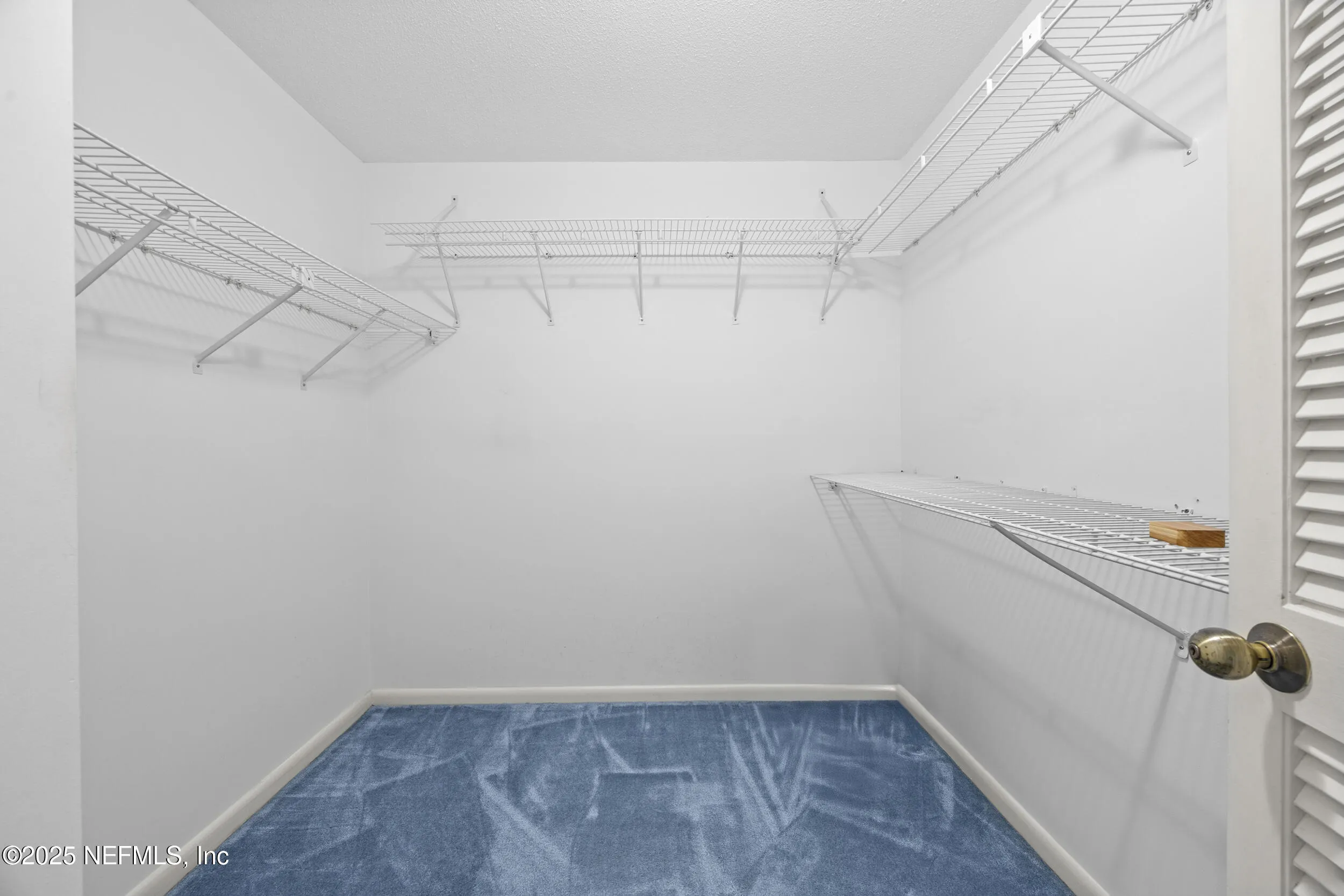 Jacksonville, Florida 32207, United States, 3 Bedrooms Bedrooms, ,3 BathroomsBathrooms,Residential,Pending,109065