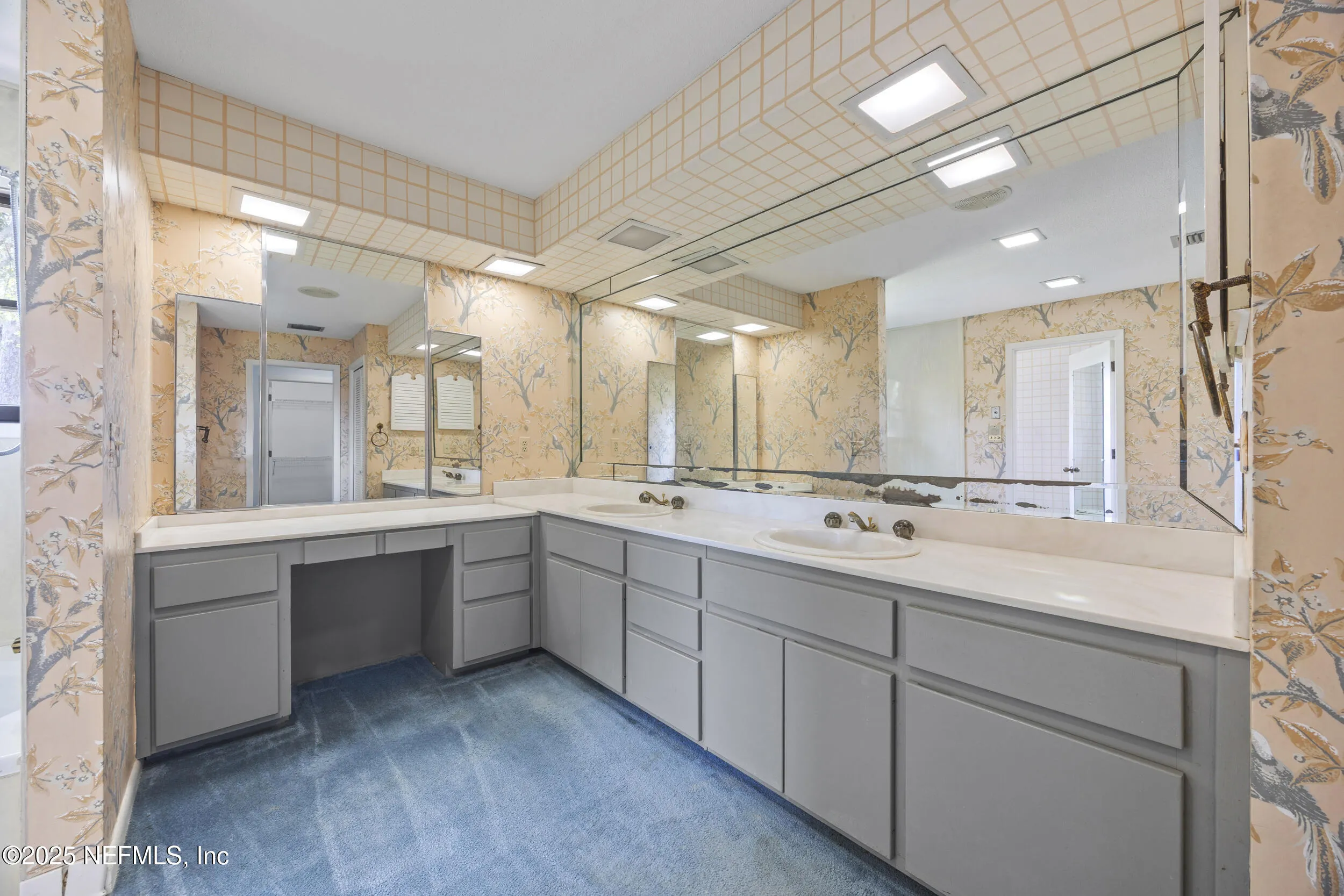 Jacksonville, Florida 32207, United States, 3 Bedrooms Bedrooms, ,3 BathroomsBathrooms,Residential,Pending,109065