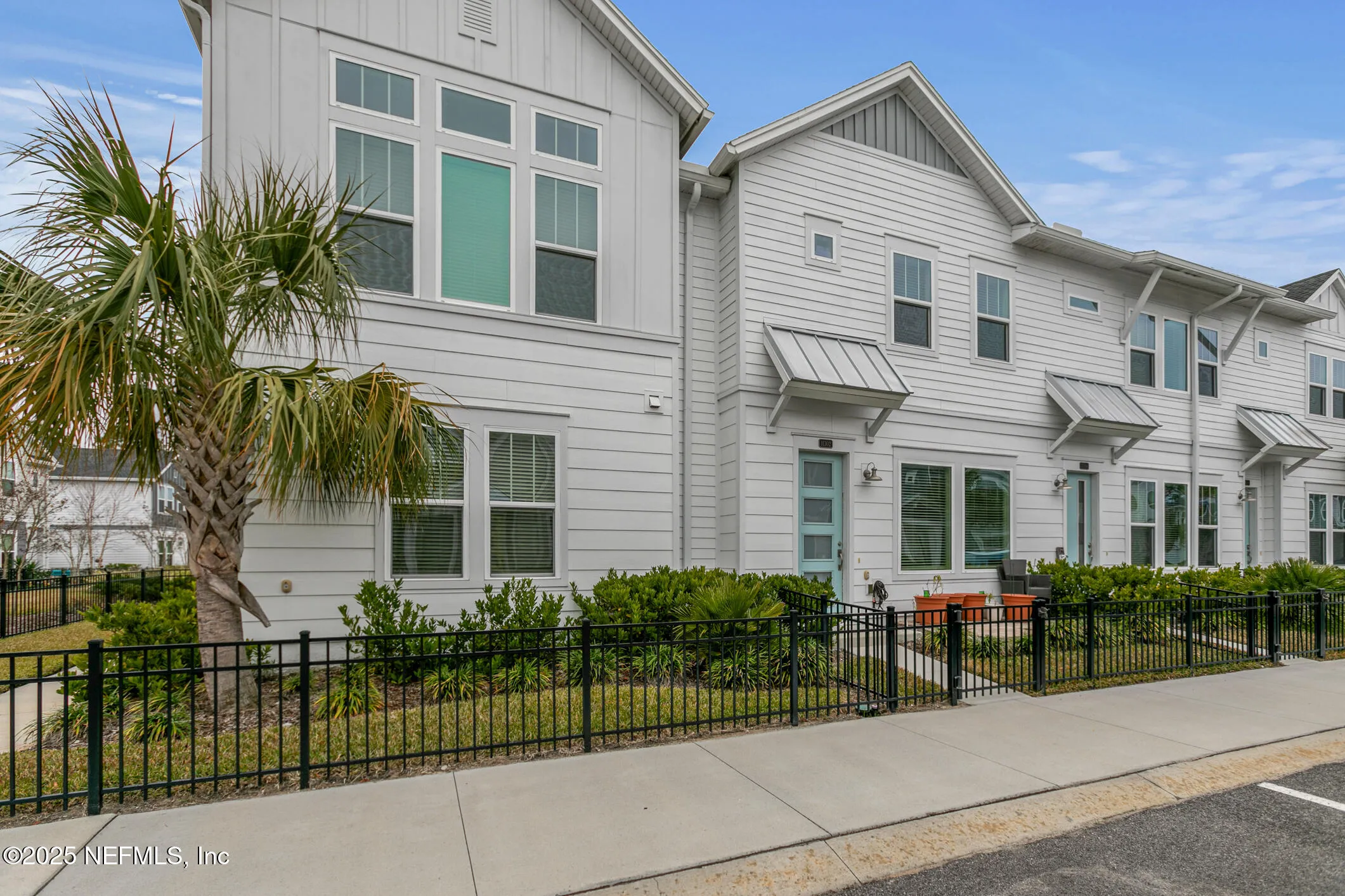 Jacksonville, Florida 32256, United States, 3 Bedrooms Bedrooms, ,3 BathroomsBathrooms,Residential,Pending,2211