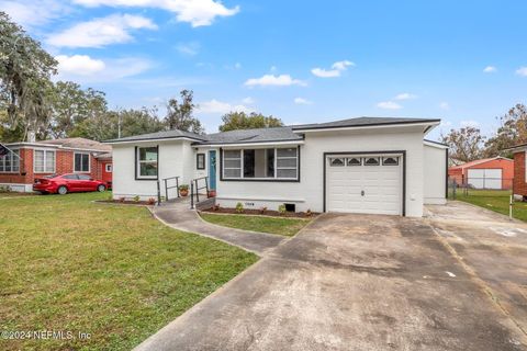 A home in Jacksonville