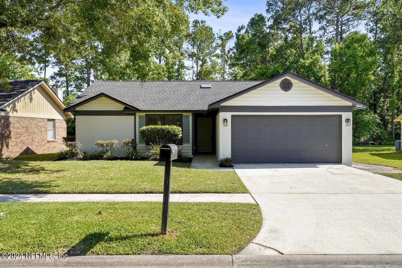Jacksonville, FL home for sale located at 1560 Shearwater Drive, Jacksonville, FL 32218