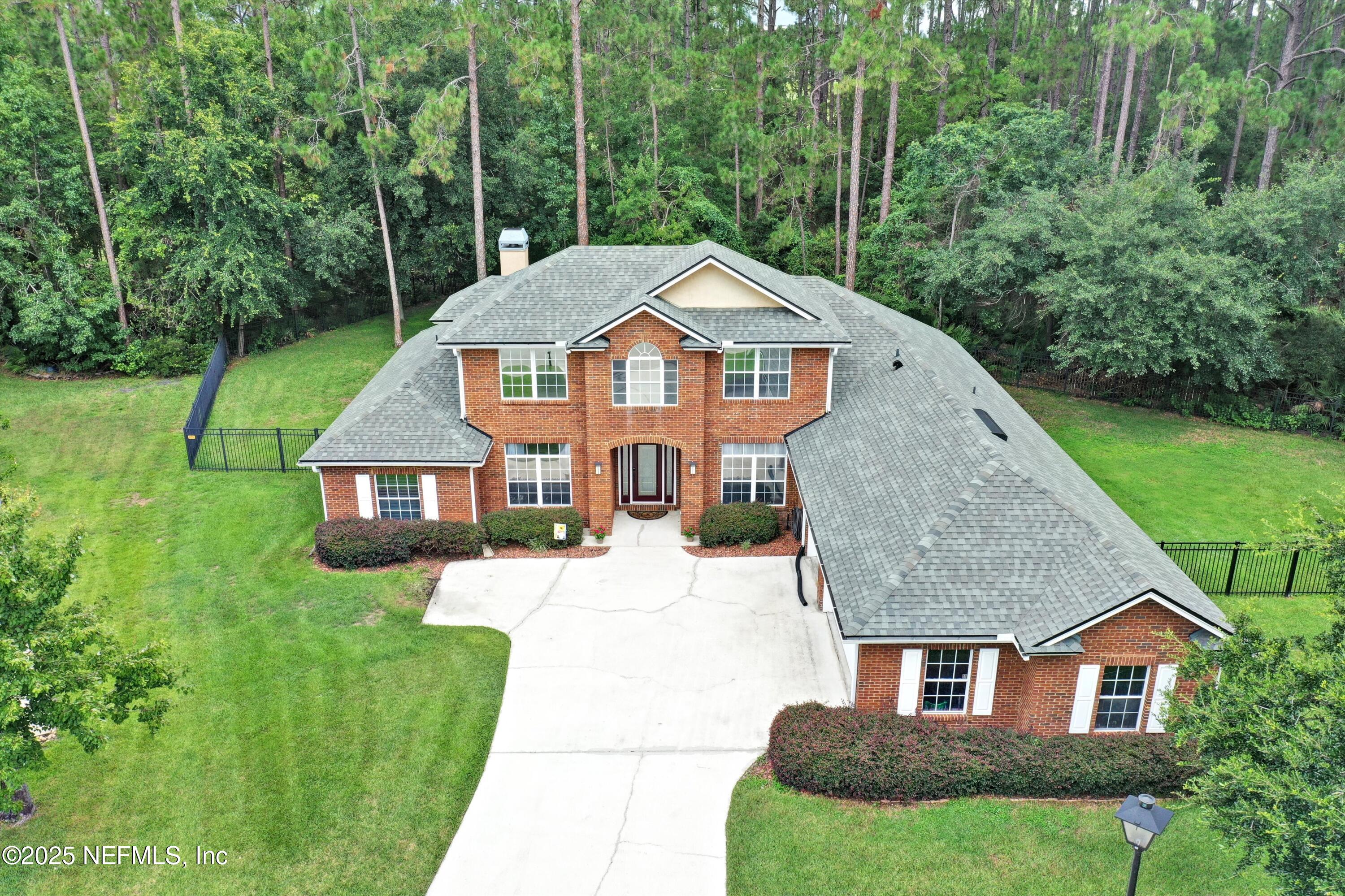 2502 WILLOW CREEK Drive