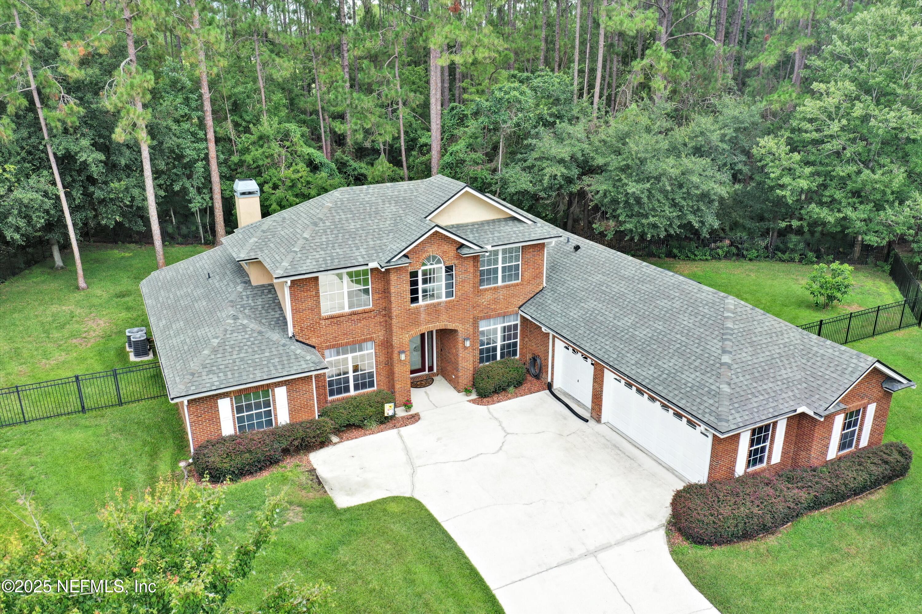 2502 WILLOW CREEK Drive