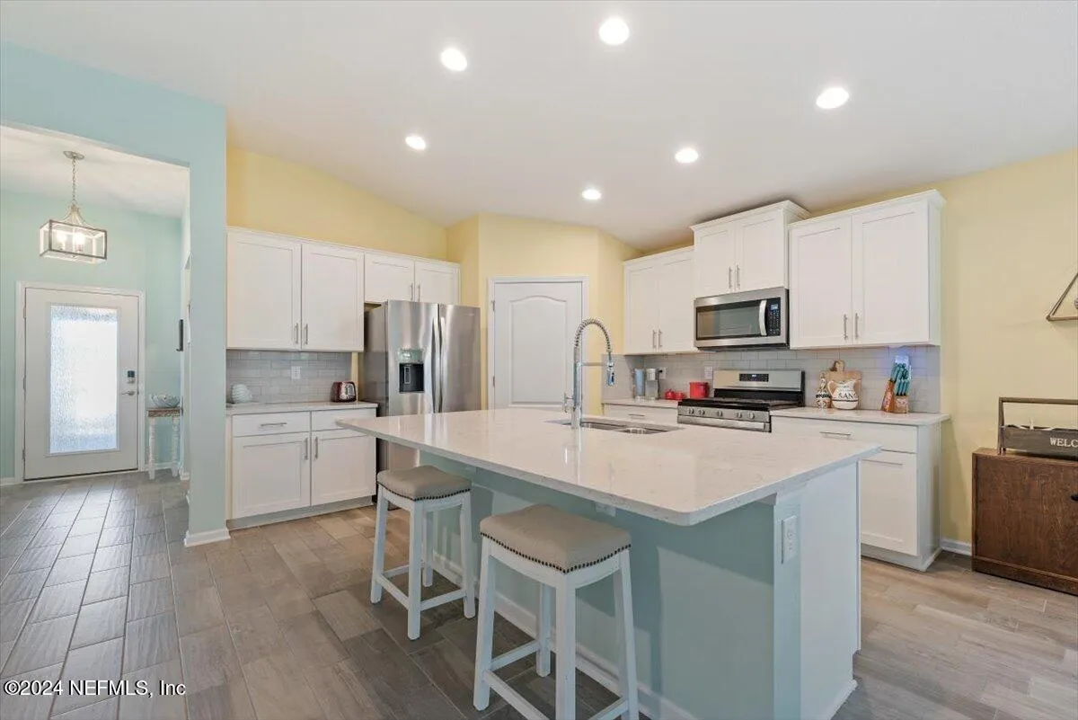 St Augustine, Florida 32095, United States, 3 Bedrooms Bedrooms, ,2 BathroomsBathrooms,Residential,Pending,35571