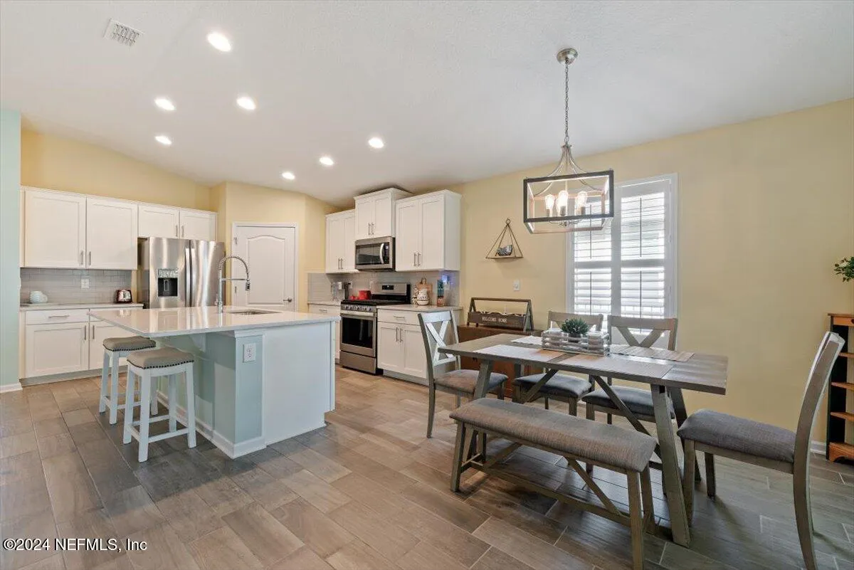 St Augustine, Florida 32095, United States, 3 Bedrooms Bedrooms, ,2 BathroomsBathrooms,Residential,Pending,35571