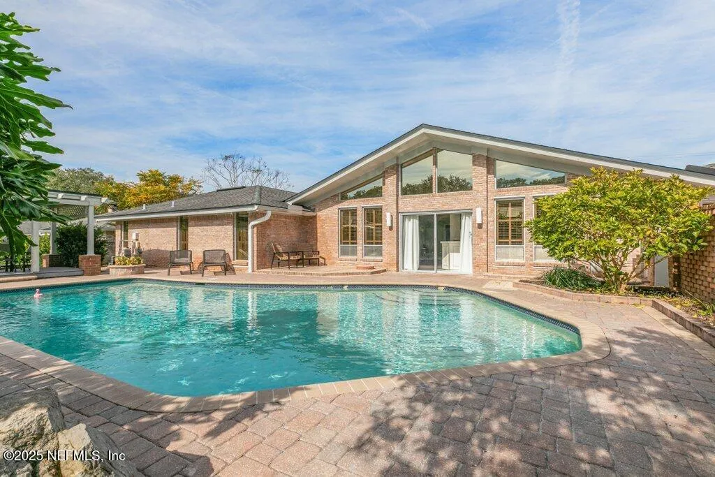 Jacksonville, Florida 32216, United States, 4 Bedrooms Bedrooms, ,3 BathroomsBathrooms,Residential,Pending,19801