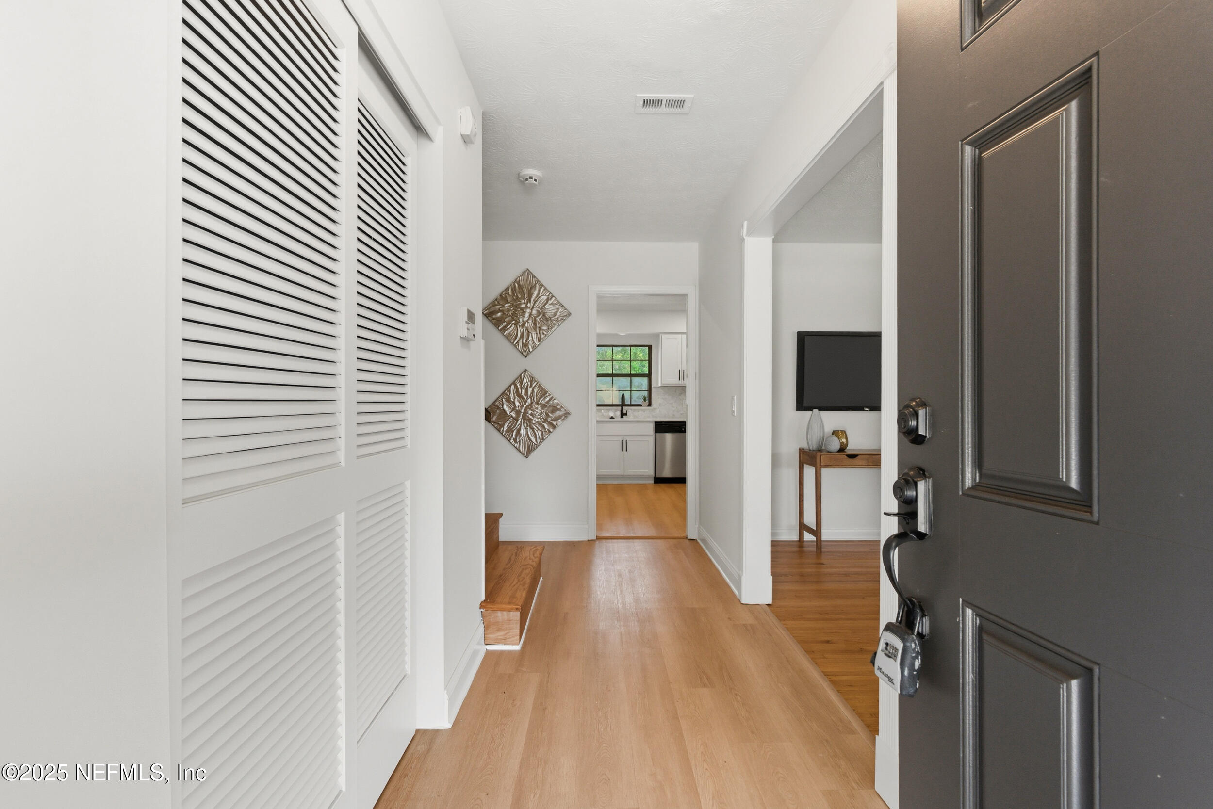 8263 CARAVELLE Drive