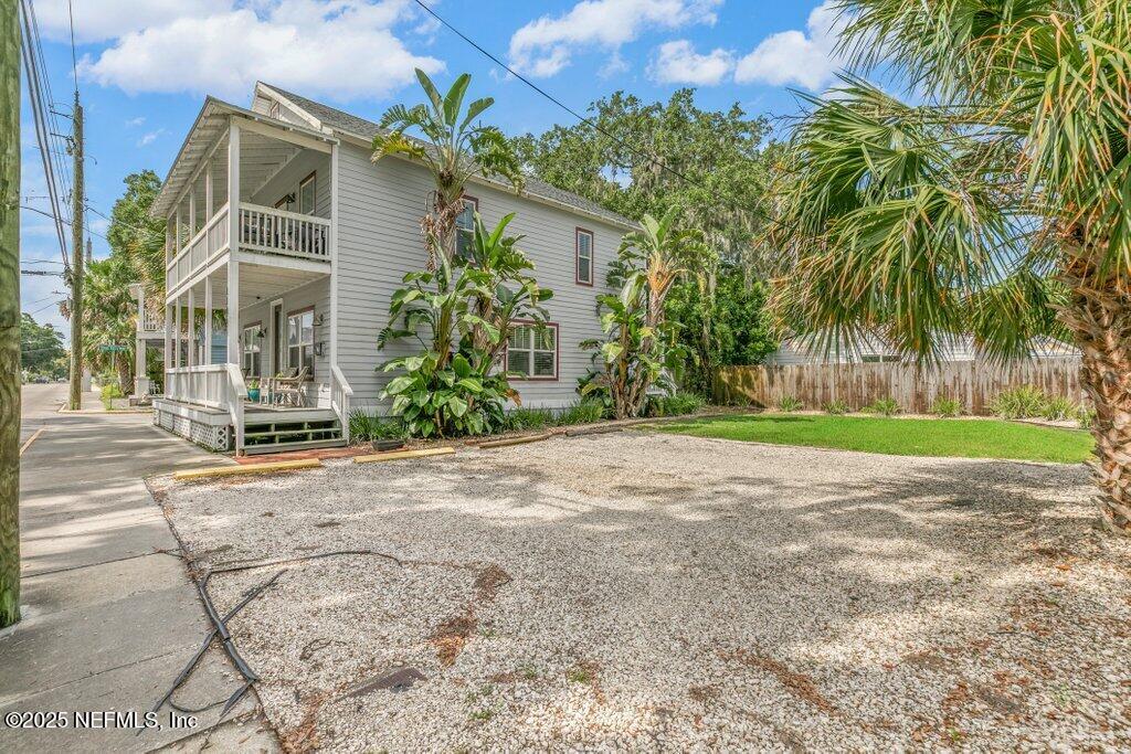 114 MARTIN LUTHER KING Avenue WITH BUILDABLE LOT