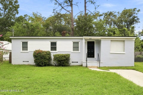 Photo of 6132 ARDISIA Road, Jacksonville, FL 32209 (MLS # 2165761)