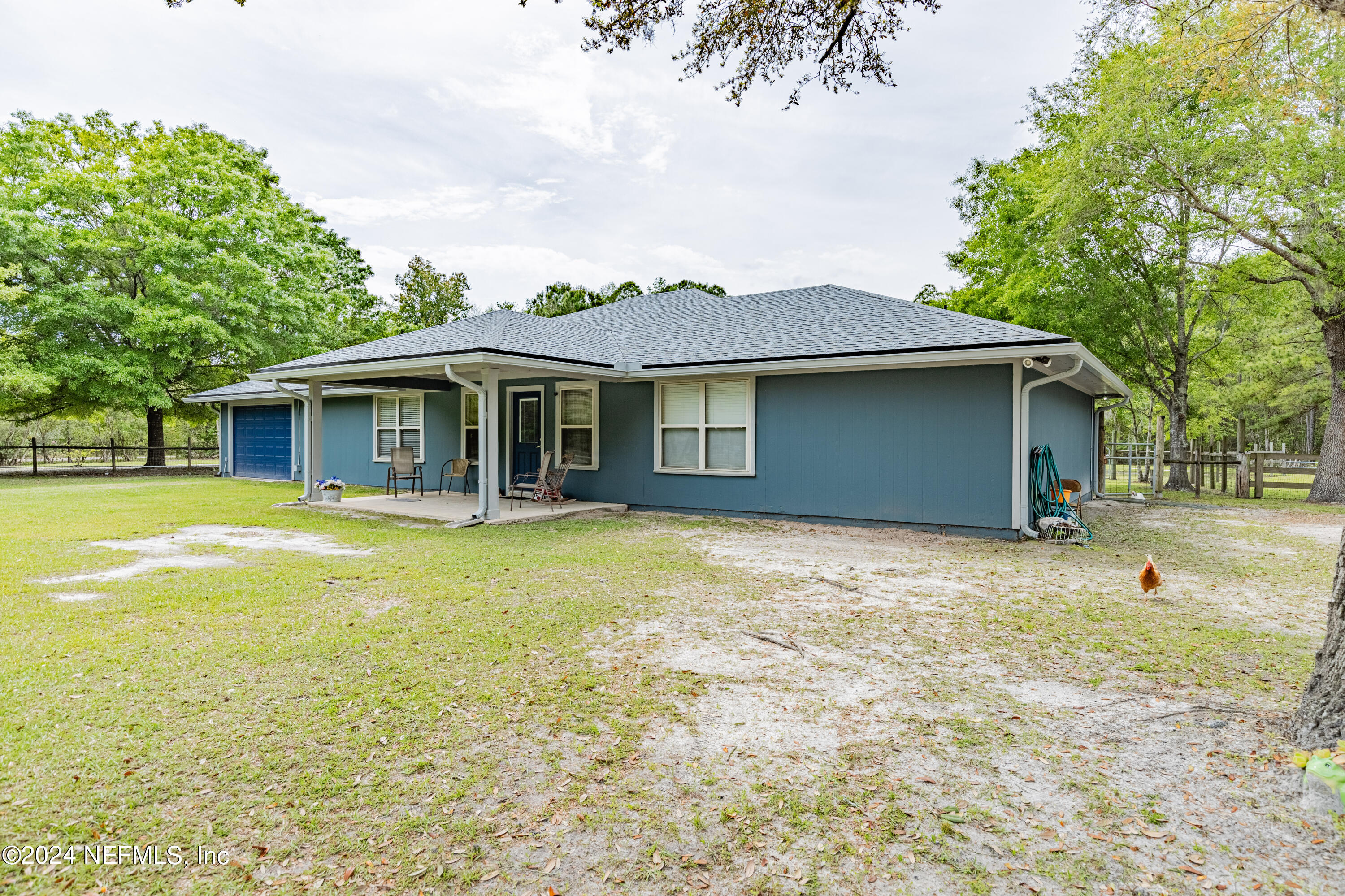 Middleburg, FL home for sale located at 550 Jill Street, Middleburg, FL 32068