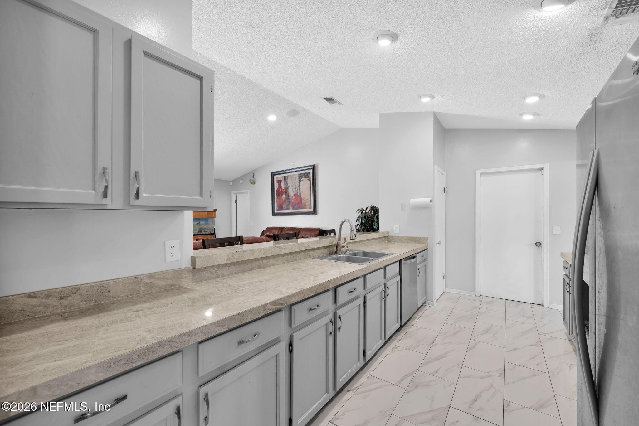 6420 DIAMOND LEAF Court N