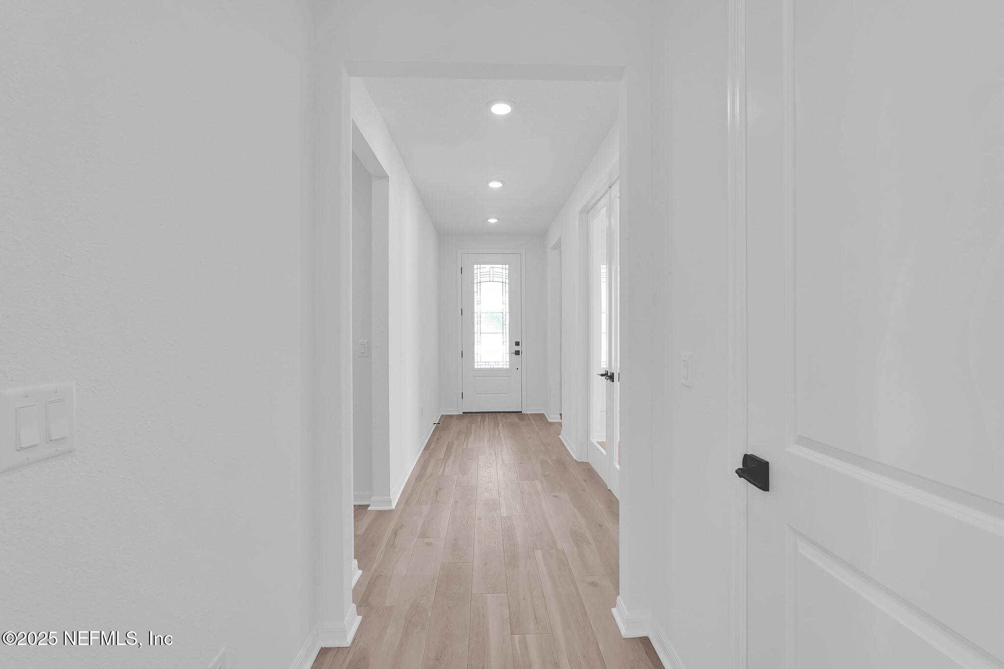 104 HEADSTREAM Drive