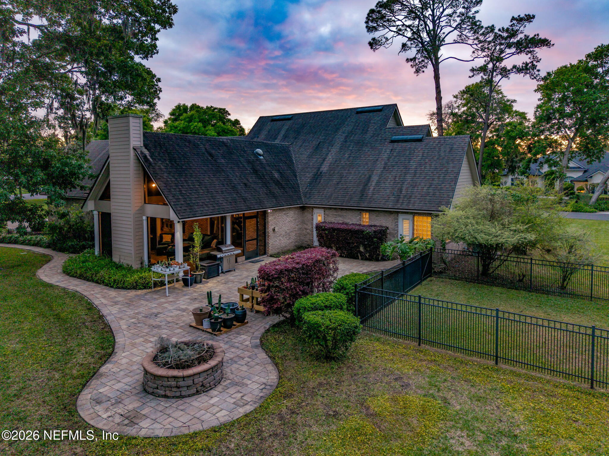96042 LANCEFORD Lane