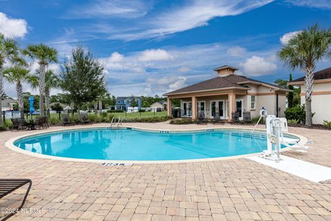 A home in Middleburg