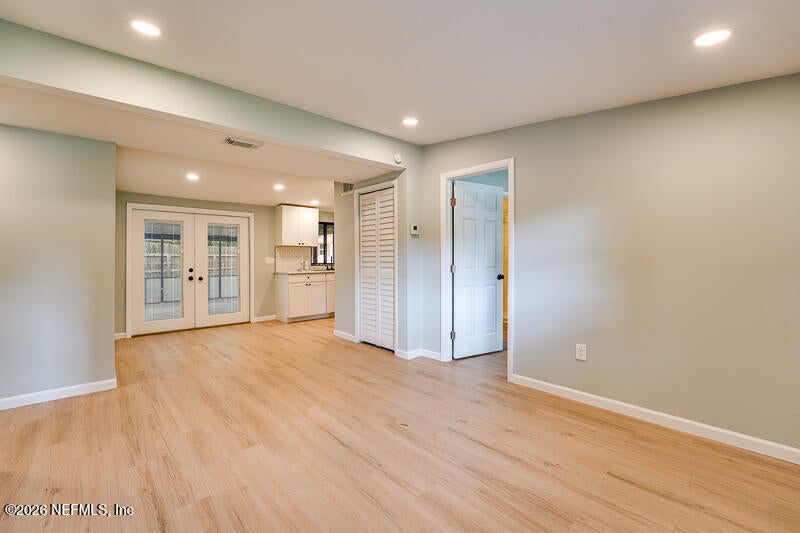 7578 RIDGEWAY Road N - Photo 4
