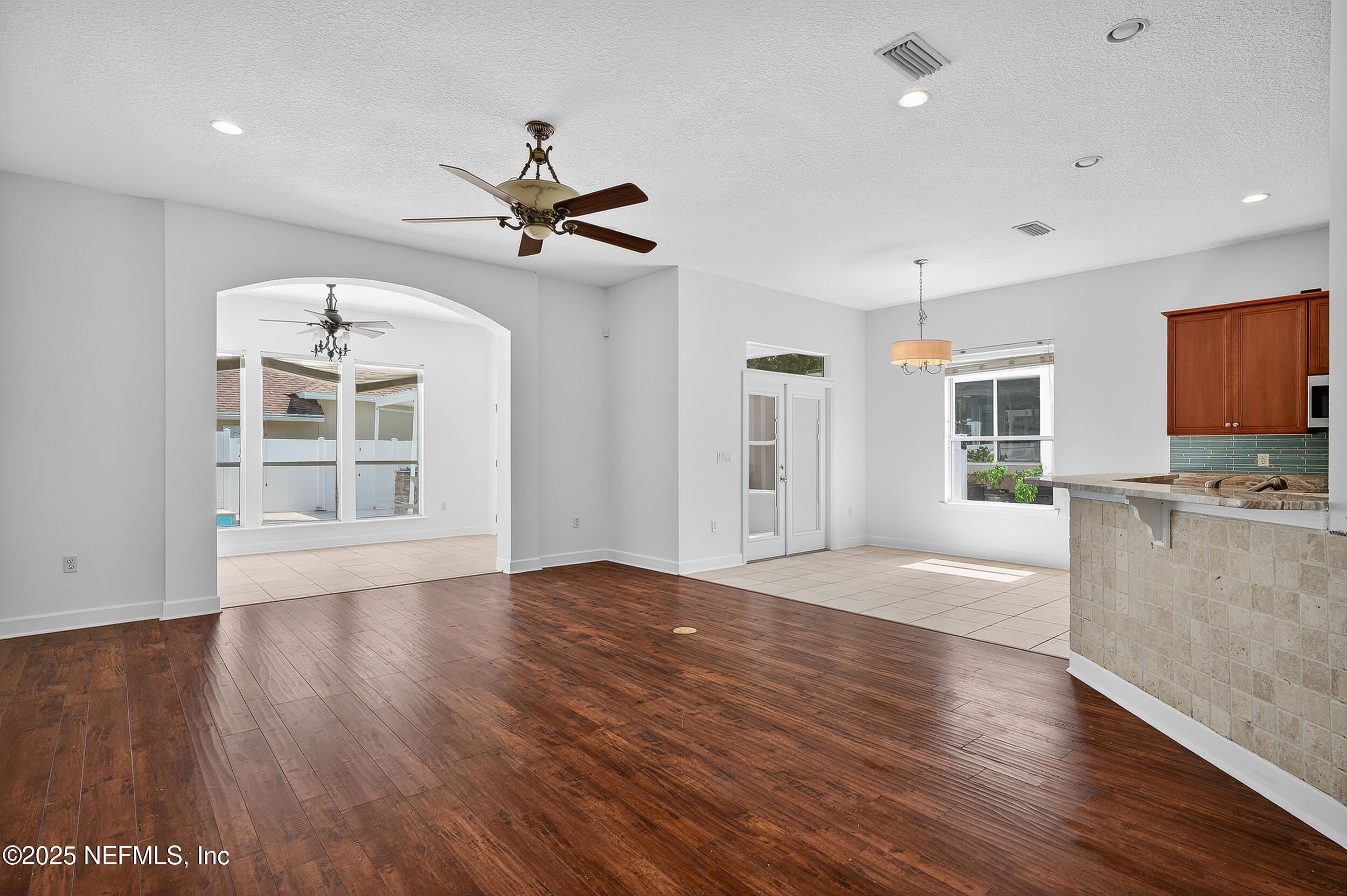 10008 SIFTON Court