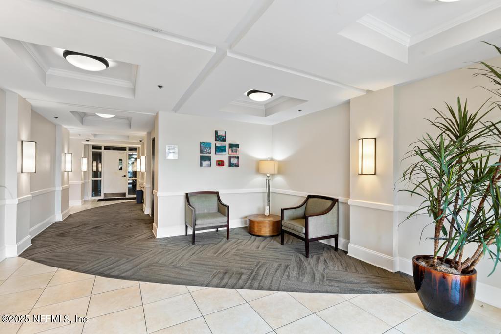 525 3RD Street N 413