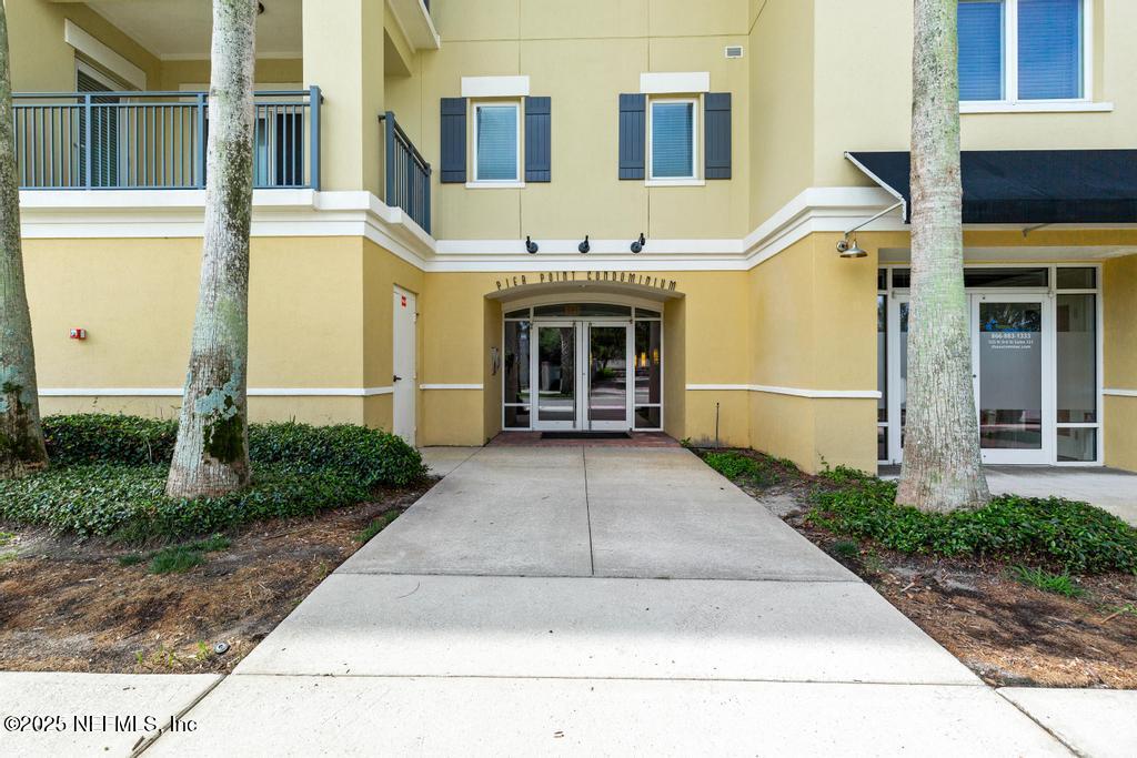 525 3RD Street N 413