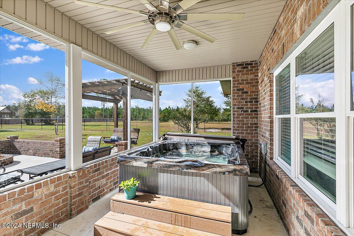 11018 SENECA Lane