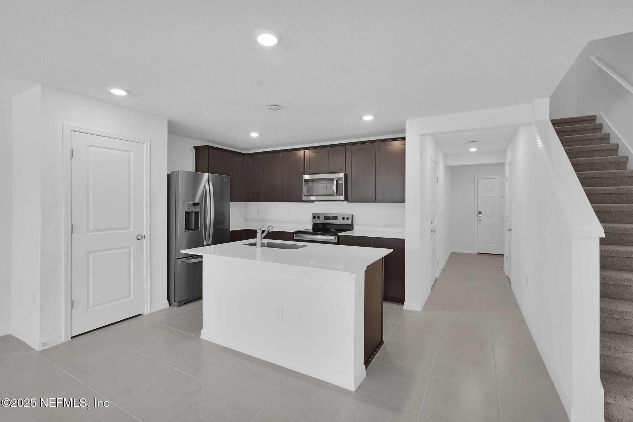 10116 TREASURE OAKS Court