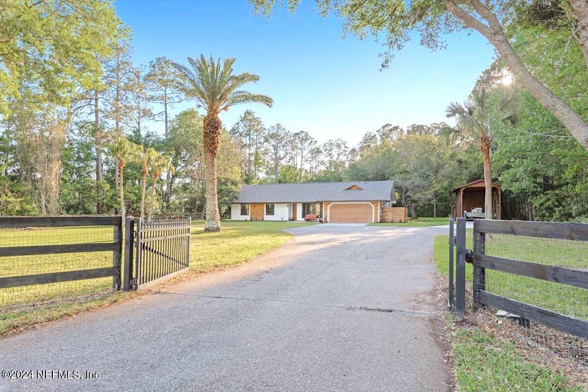St Johns, FL home for sale located at 1355 Roberts Road, St Johns, FL 32259