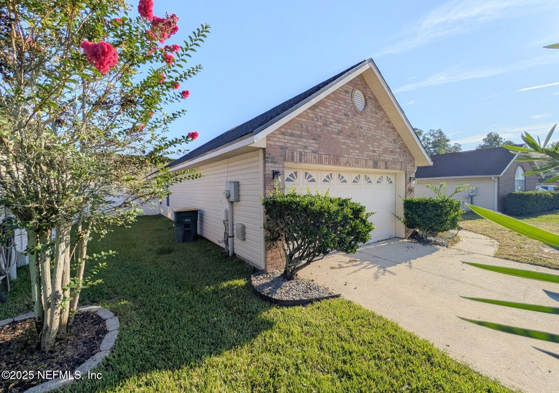 5307 CHESTNUT LAKE Drive