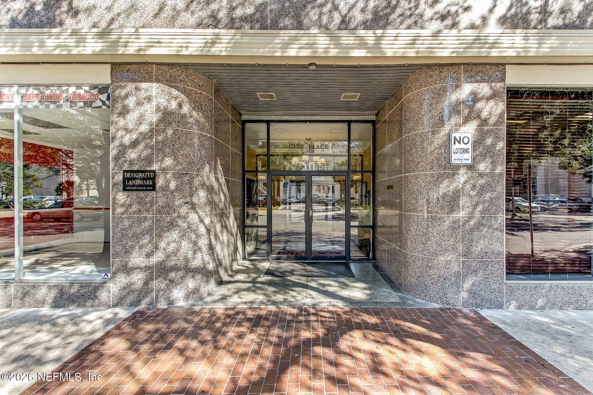 311 W ASHLEY Street 1504