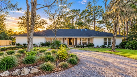Photo of 836 MANDALAY Road, Jacksonville, FL 32216 (MLS # 2166720)