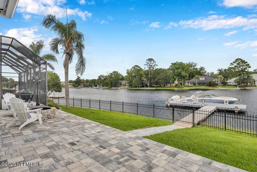 13609 EMERALD COVE Court