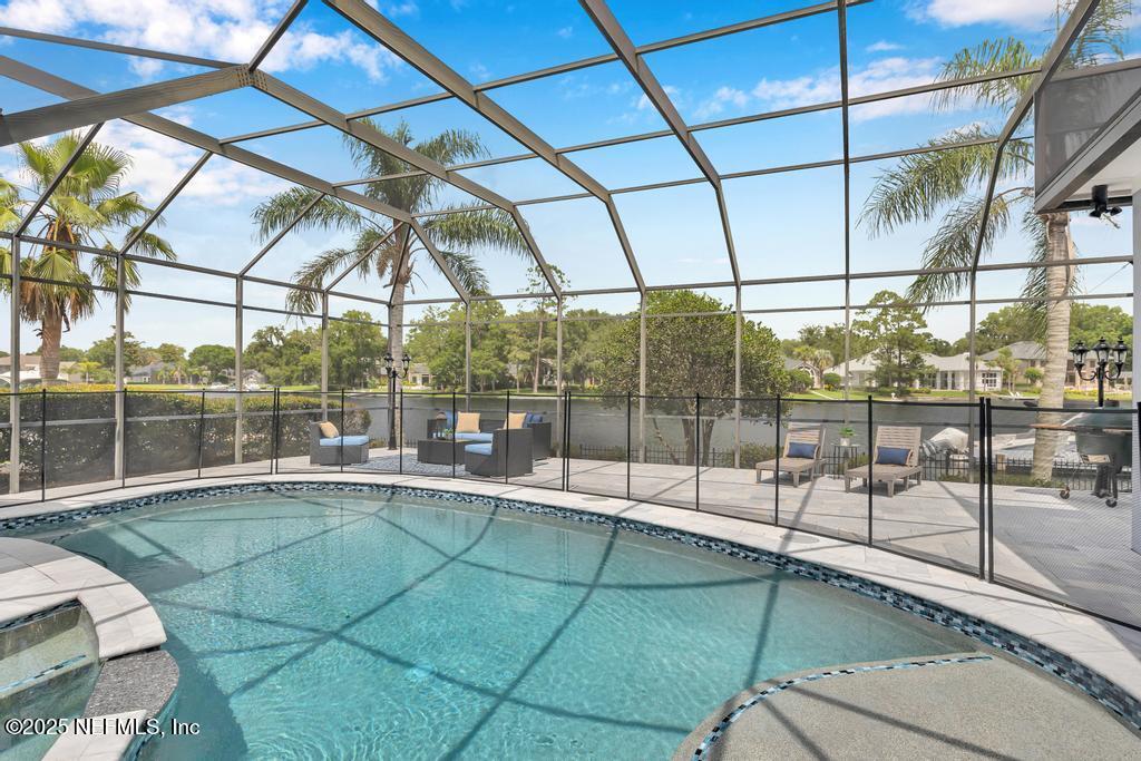 13609 EMERALD COVE Court