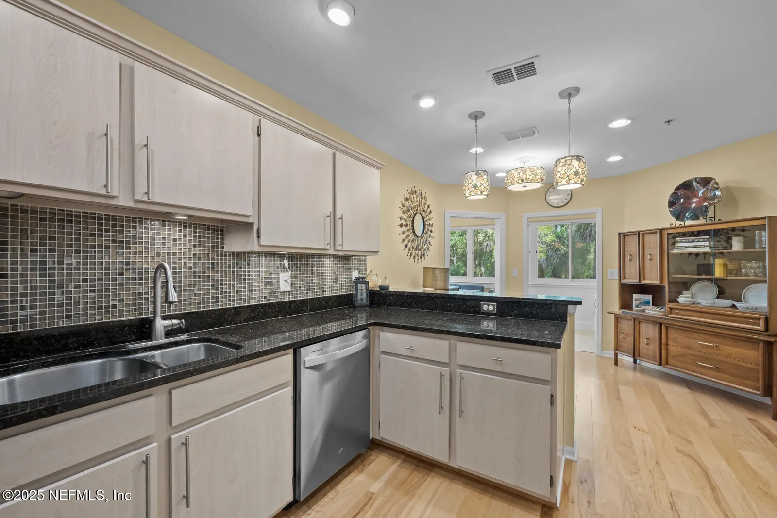 Jacksonville Beach, Florida 32250, United States, 3 Bedrooms Bedrooms, ,2 BathroomsBathrooms,Residential,Active,103395