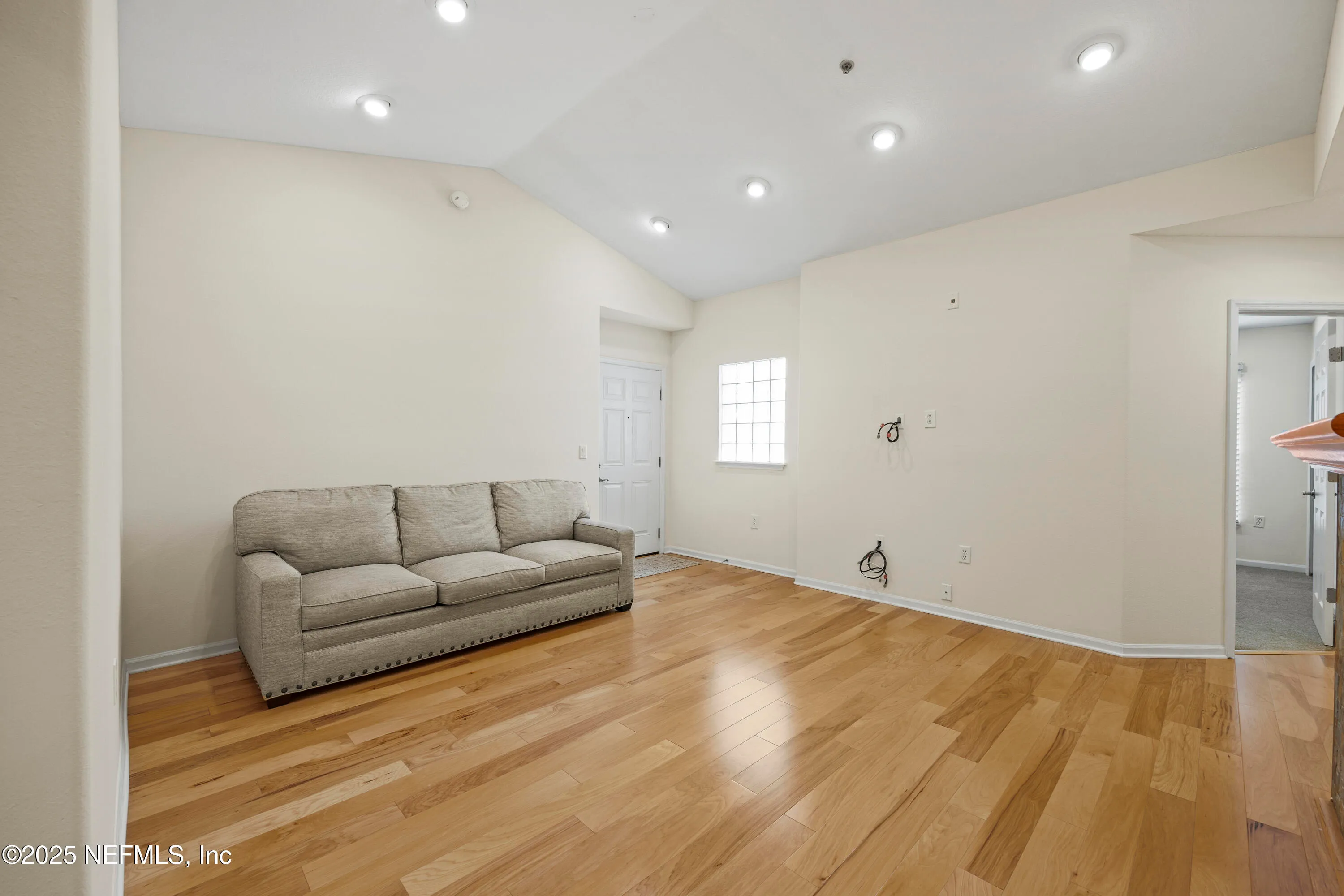 Jacksonville Beach, Florida 32250, United States, 3 Bedrooms Bedrooms, ,2 BathroomsBathrooms,Residential,Active,103395