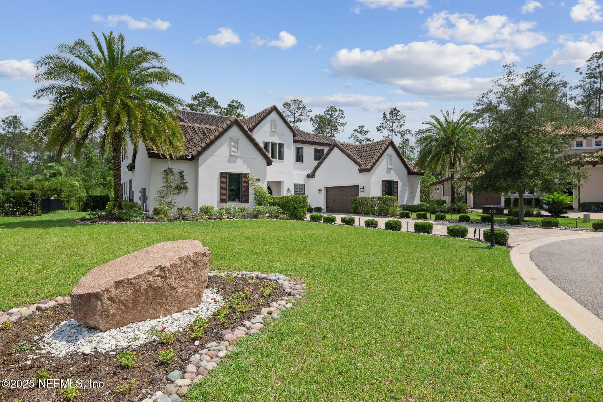 465 DEER VALLEY Drive