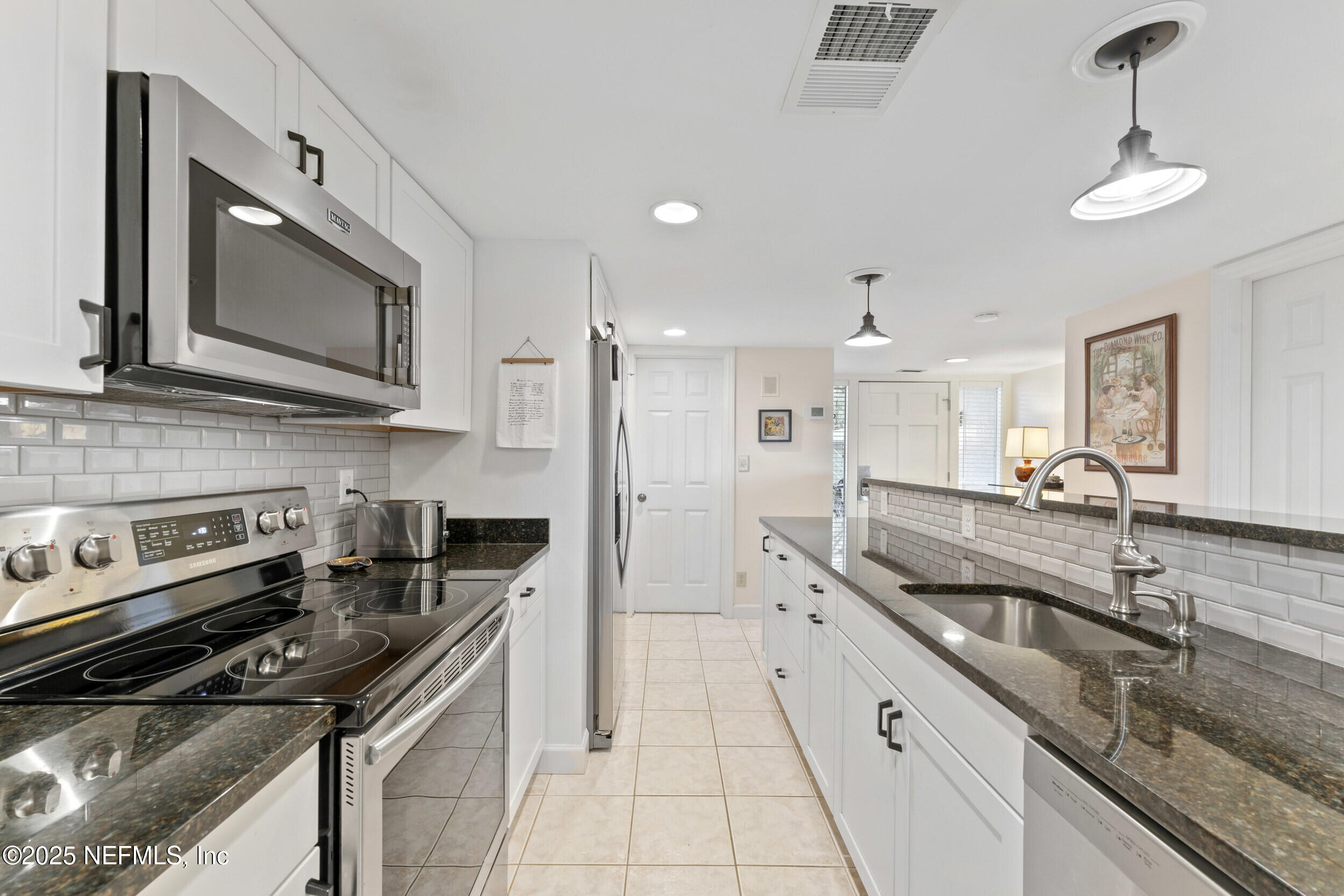 3017 SEA MARSH Road