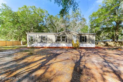 A home in Yulee