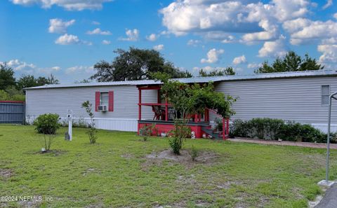 A home in Interlachen