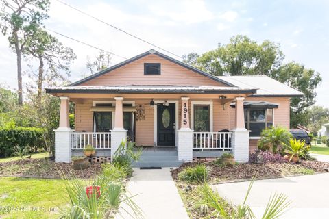 A home in Palatka