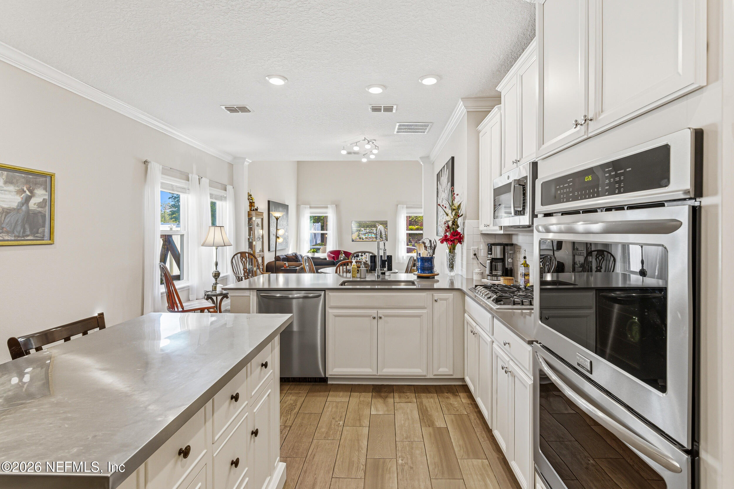 129 SILVER CREEK Place