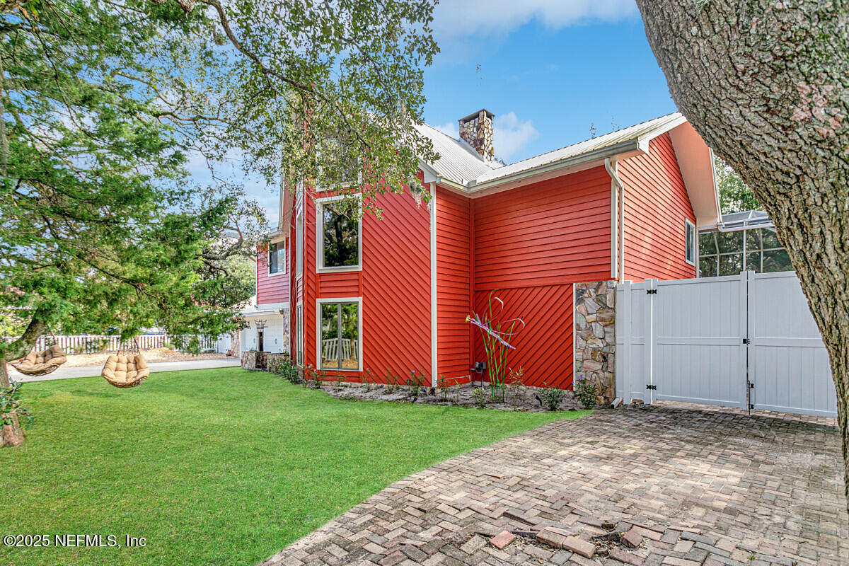 4 SANTA MARIA Lane