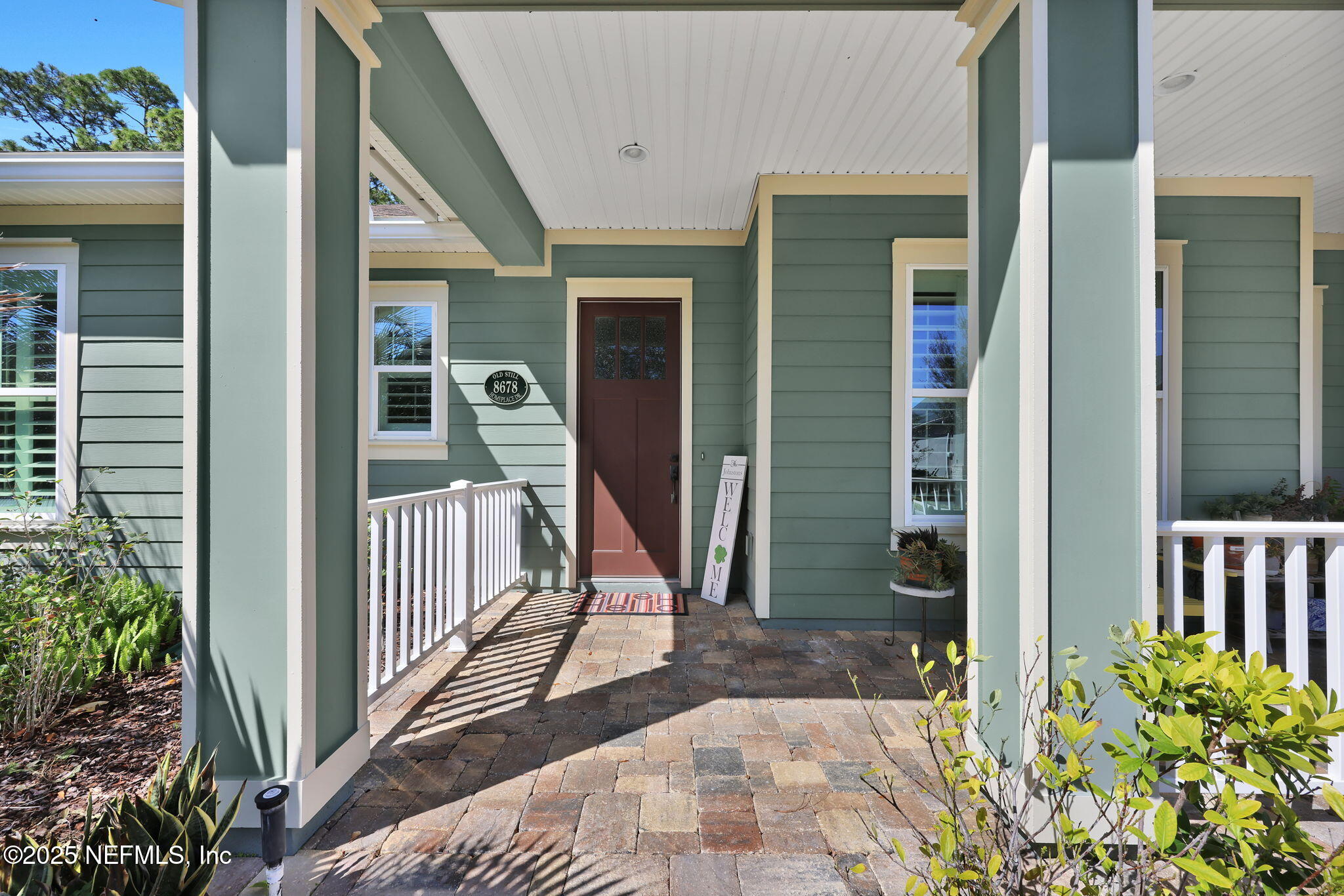 8678 HOMEPLACE Drive